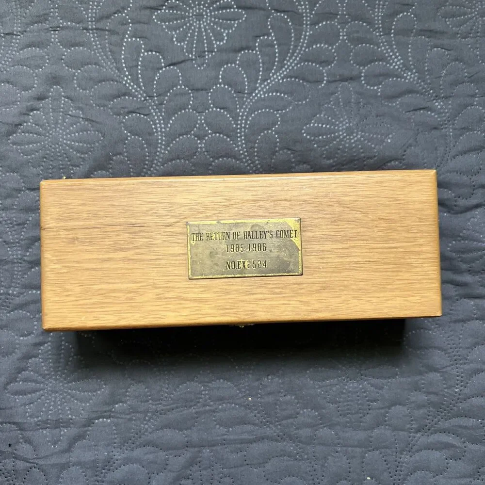 Halley's Comet 1985-1986 Brass Telescope 30x40mm Japan with Wooden Box Vintage